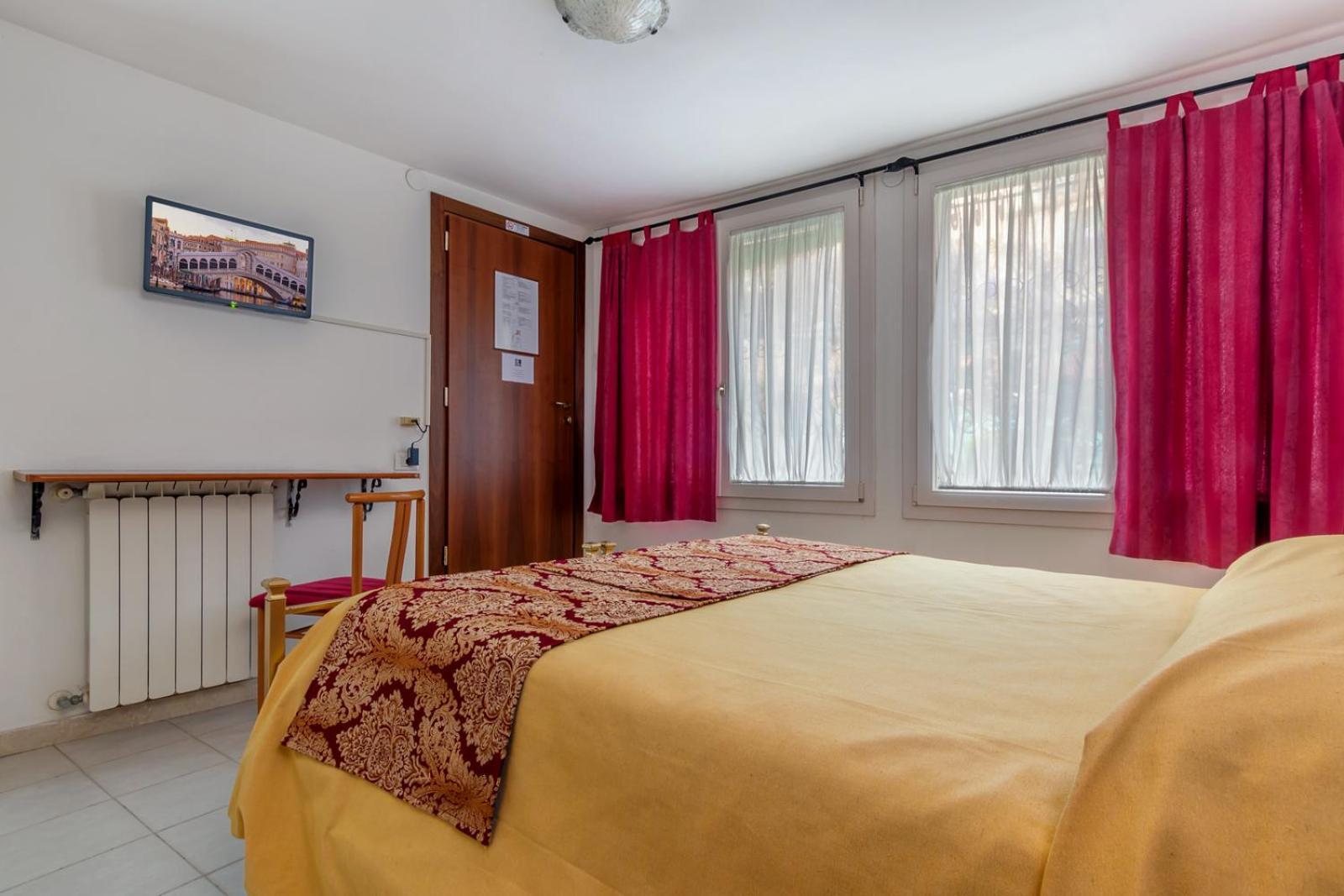 Hotel Casa Boccassini Венеция Стая снимка